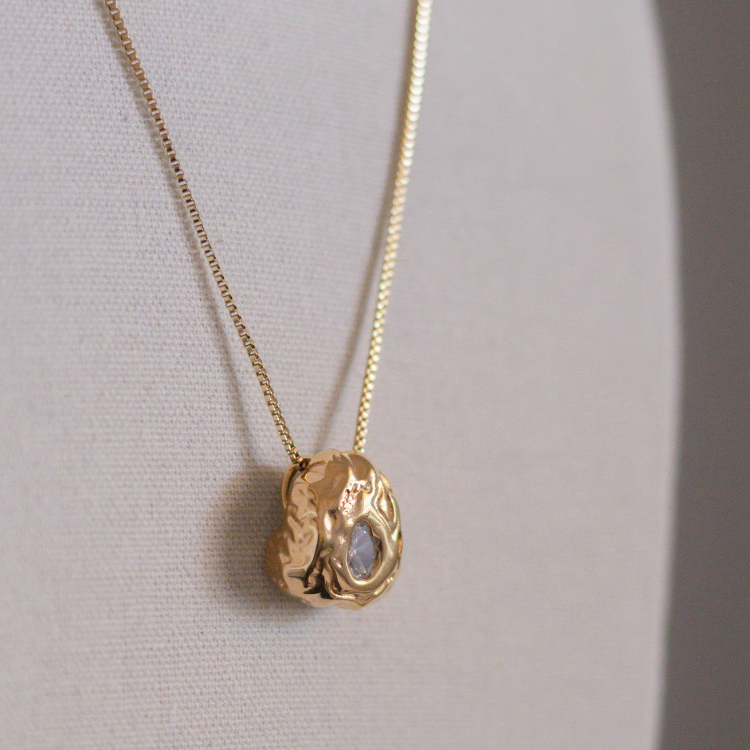 Organic Chunky Pendant Necklace - Medium
